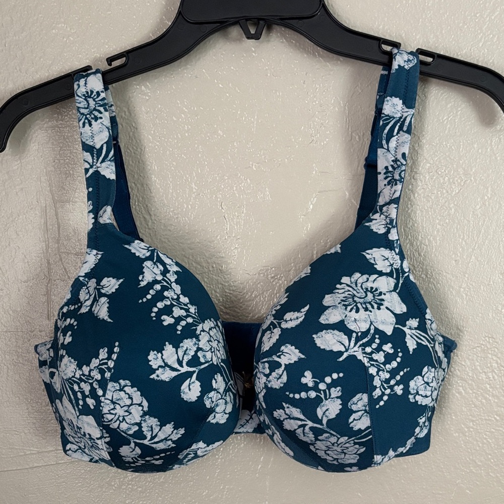 Cacique Lightly Lined Underwire Full Coverage Bra Blue Floral 38D